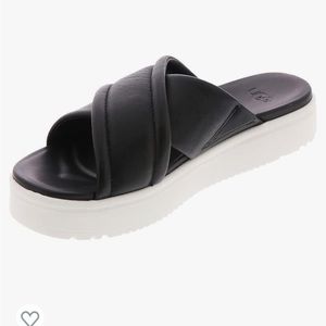 UGG Women’s Zayne Crossband Sandal